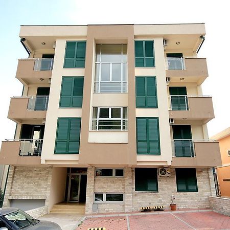 Apartments Draskovic Mirista Petrovac Luaran gambar