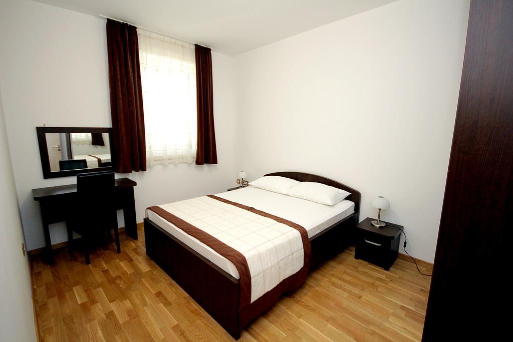 Apartments Draskovic Mirista Petrovac Luaran gambar