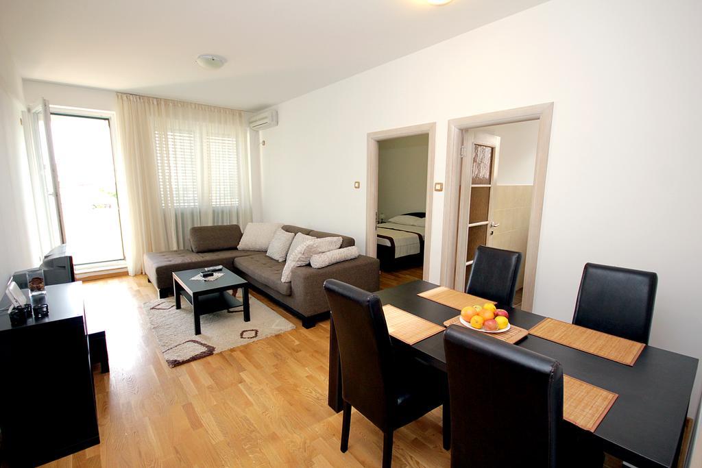 Apartments Draskovic Mirista Petrovac Luaran gambar